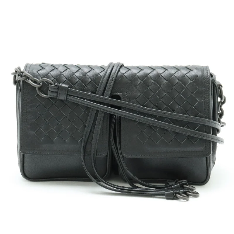 Designer Bags For Luxury Collectors Bottega Veneta Leather Intrecciato Shoulder Bag Trendy Purses At Exclusive Promotional Rates Designer Bags For Luxury Collectors Bottega Veneta Leather Intrecciato Shoulder Bag Trendy Purses At Exclusive Promotional Rates