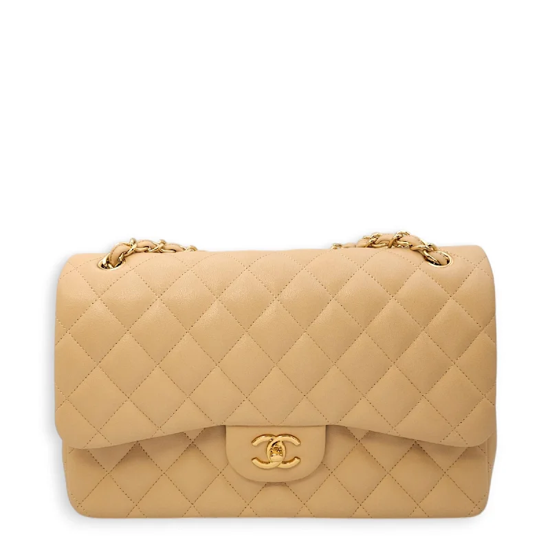 Sophisticated Fashion Classic (DF) Jumbo Beige Shoulder Bag in Lambskin, Gold hardware Exclusive Discounts On Stylish Handbags Sophisticated Fashion Classic (DF) Jumbo Beige Shoulder Bag in Lambskin, Gold hardware Exclusive Discounts On Stylish Handbags