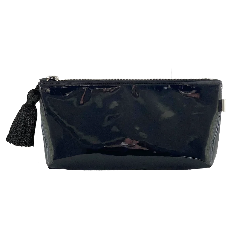 Bags For Urban And Trendy Looks Black Metallic Hold Me Clutch Fashion-Forward Bags At Limited-Time Offers Bags For Urban And Trendy Looks Black Metallic Hold Me Clutch Fashion-Forward Bags At Limited-Time Offers