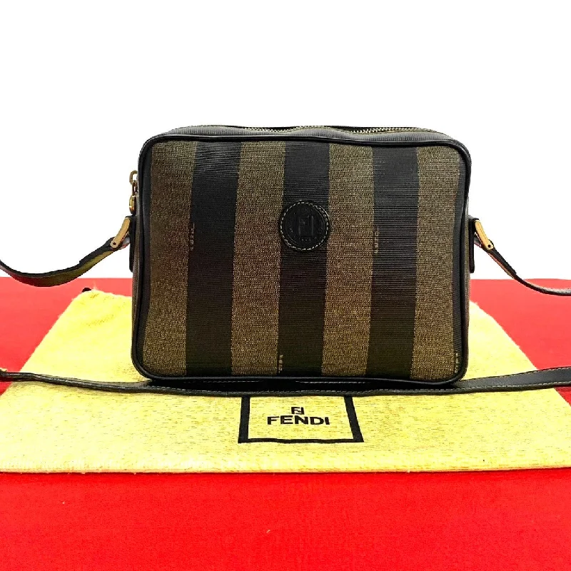Clearance-Priced Bags Fendi Pequin FF Logo Leather Shoulder Bag High-Fashion Handbags At Reduced Costs Clearance-Priced Bags Fendi Pequin FF Logo Leather Shoulder Bag High-Fashion Handbags At Reduced Costs