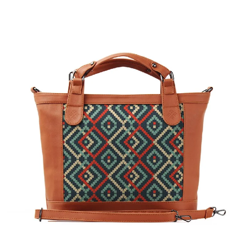 Bags With Discounts Havana Haute Handbag Scandinavian Stylish And Durable Handbags At Great Value Bags With Discounts Havana Haute Handbag Scandinavian Stylish And Durable Handbags At Great Value