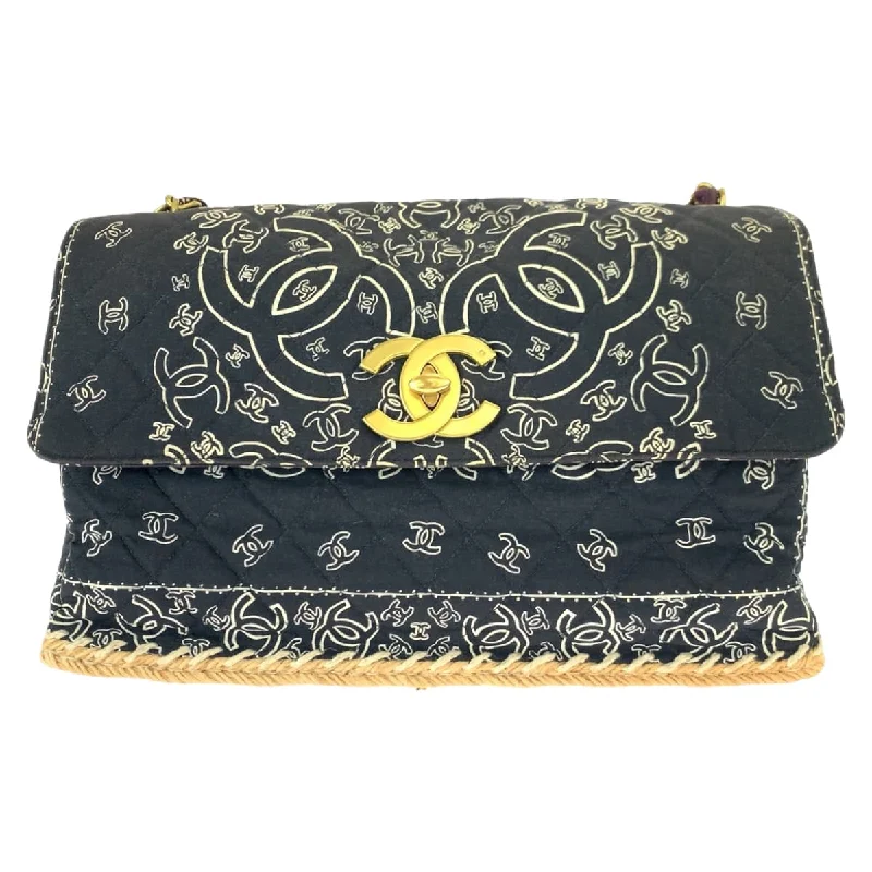High-End Style Discounts Chanel Vintage Bandana Matelassé Shoulder Bag Limited-Time Handbag Sale High-End Style Discounts Chanel Vintage Bandana Matelassé Shoulder Bag Limited-Time Handbag Sale