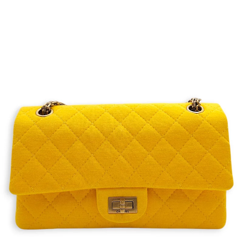 Urban Elegance Deals Reissue 225 24.5x15x8cm Yellow Shoulder Bag in Jersey, Gold hardware Stylish Bags At Unbeatable Prices Urban Elegance Deals Reissue 225 24.5x15x8cm Yellow Shoulder Bag in Jersey, Gold hardware Stylish Bags At Unbeatable Prices