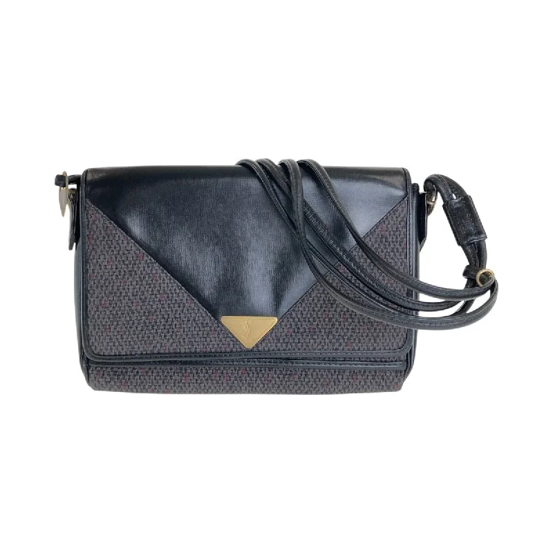 Chic & Modern Sales Yves Saint Laurent Canvas Leather Shoulder Bag Best Handbag Sale Of The Season Chic & Modern Sales Yves Saint Laurent Canvas Leather Shoulder Bag Best Handbag Sale Of The Season