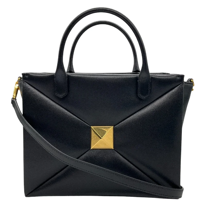 Professional Bags With Office Discounts Valentino Black / Gold Medium One Stud Leather Handbag Flash Sale On Designer Bags Professional Bags With Office Discounts Valentino Black / Gold Medium One Stud Leather Handbag Flash Sale On Designer Bags