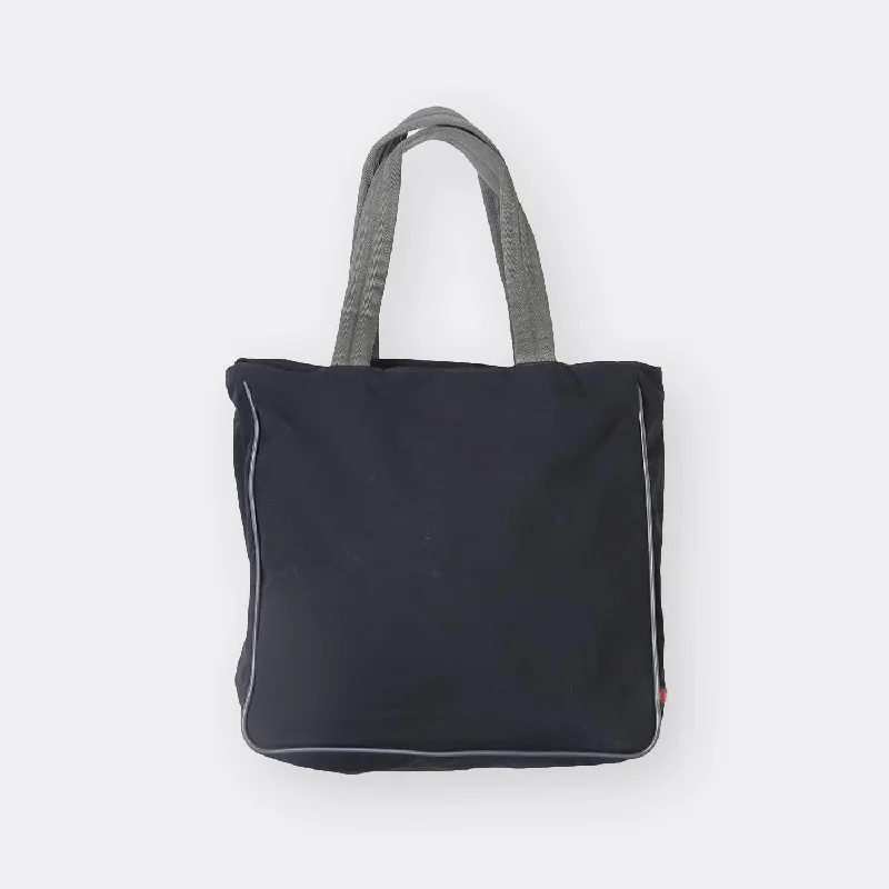 Prada Vintage Shoulder Bag Trendy Bags, Huge Savings