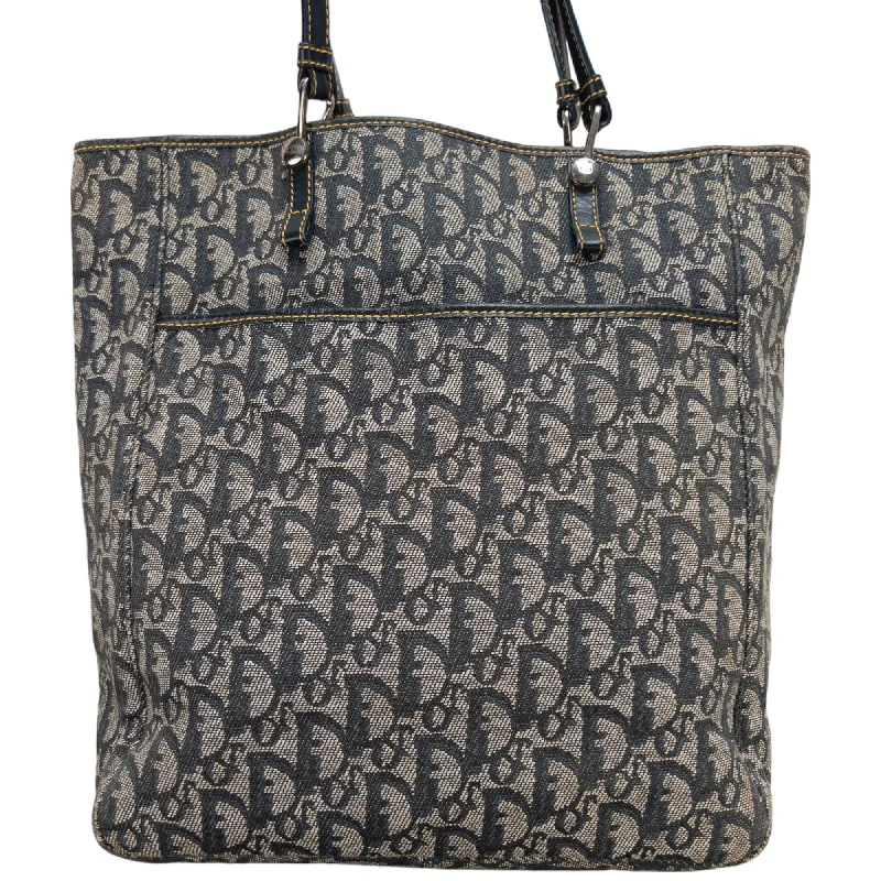 Vintage Christian Dior Monogram Shoulder Bag Stylish And Functional Bags Now At Reduced Rates Vintage Christian Dior Monogram Shoulder Bag Stylish And Functional Bags Now At Reduced Rates