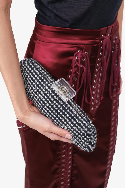 Pre-Loved Chanel™ 2002/03 Black/Silver Tweed Clutch The Bag Sale You've Been Waiting For Is Here Pre-Loved Chanel™ 2002/03 Black/Silver Tweed Clutch The Bag Sale You've Been Waiting For Is Here