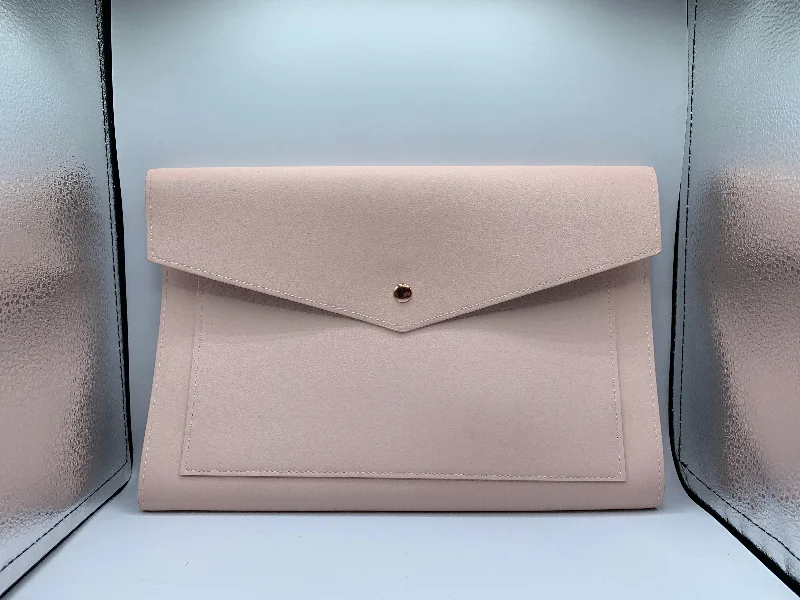 Clutch By Glass Ladder & CO Final Call – Shop Stylish Bags Before They're Gone
