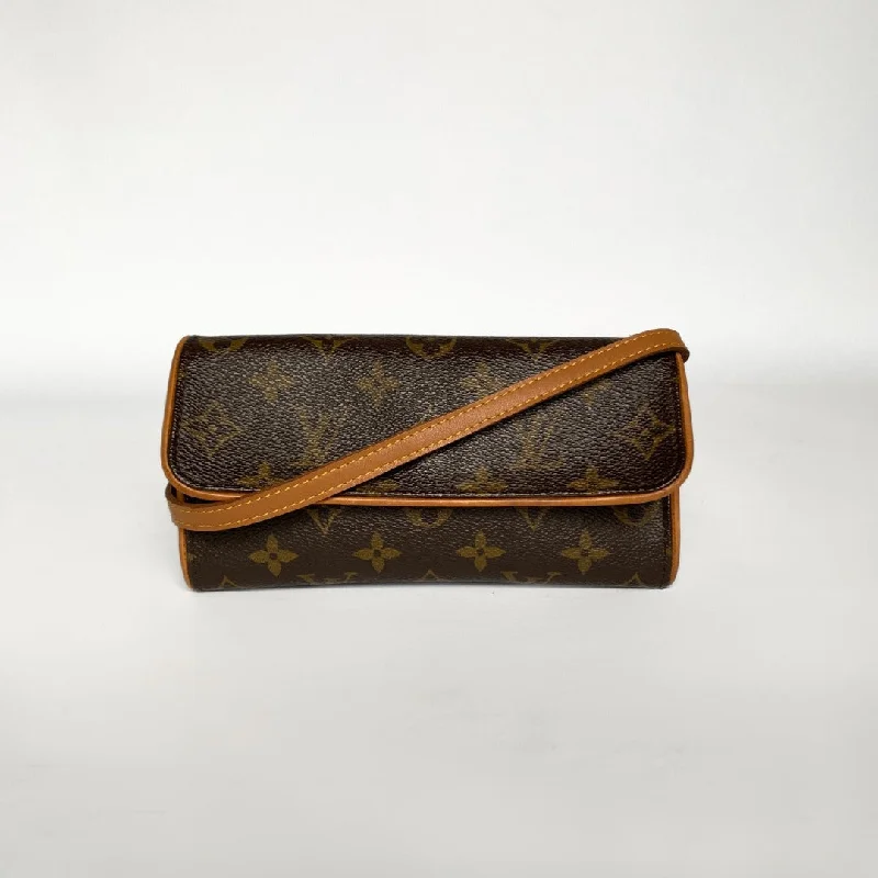 Bold Style Discounts Louis Vuitton Pochette Twin PM Monogram Canvas Must-Have Bags At Irresistible Discounts Bold Style Discounts Louis Vuitton Pochette Twin PM Monogram Canvas Must-Have Bags At Irresistible Discounts