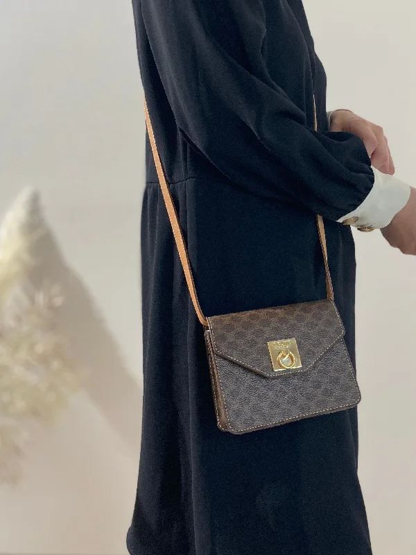 CELINE Macadam Gancini Mantel Mini Bag Shoulder Bag Brown Old Celine Vintage ky5u3f Luxury Totes, Affordable Prices CELINE Macadam Gancini Mantel Mini Bag Shoulder Bag Brown Old Celine Vintage ky5u3f Luxury Totes, Affordable Prices