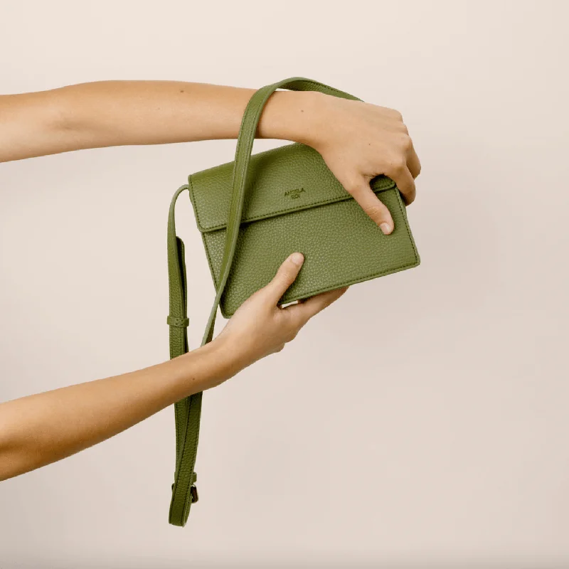 Hamilton Classic Mini Signet Trendy Purses, Limited Offer