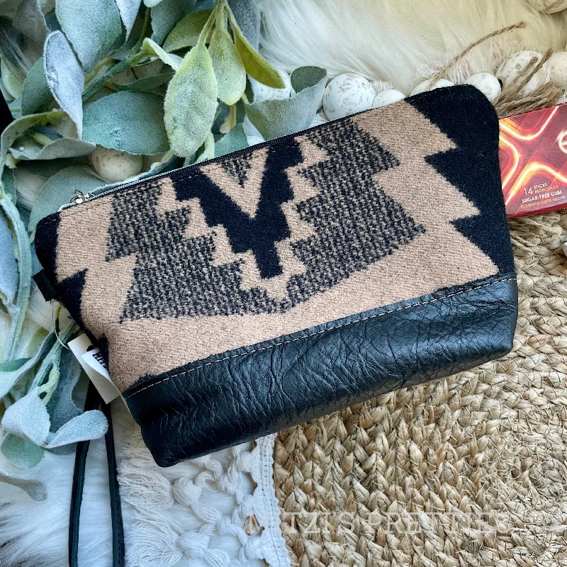 SHIPS TODAY Native Wool & Leather Wristlet Premium Handbags At Budget-Friendly Prices SHIPS TODAY Native Wool & Leather Wristlet Premium Handbags At Budget-Friendly Prices