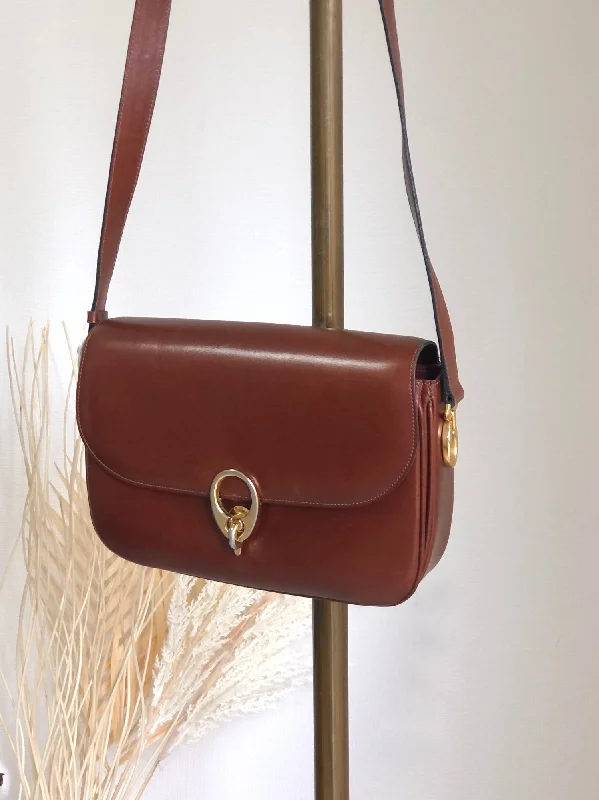 CELINE Metal Closure Shoulder bag Brown Vintage acdkkh Fashionable Bags At Must-Have Prices CELINE Metal Closure Shoulder bag Brown Vintage acdkkh Fashionable Bags At Must-Have Prices