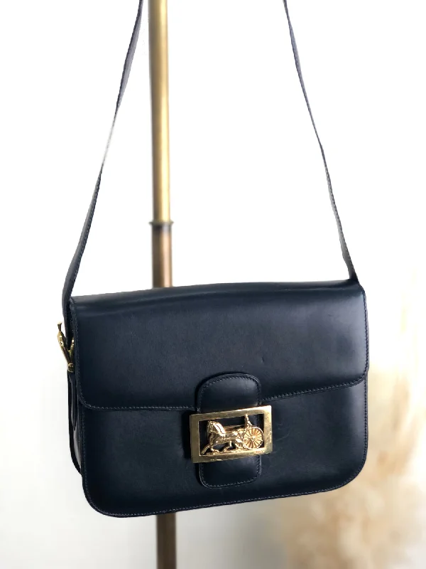 CELINE Horse Carriage Shoulder bag Navy Vintage 8fttsw Premium Handbags At Unbeatable Markdowns CELINE Horse Carriage Shoulder bag Navy Vintage 8fttsw Premium Handbags At Unbeatable Markdowns