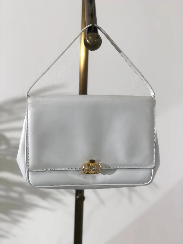 CELINE Triomphe Leather Handbag White Vintage stx6m7 Affordable Elegance, Grab Yours CELINE Triomphe Leather Handbag White Vintage stx6m7 Affordable Elegance, Grab Yours