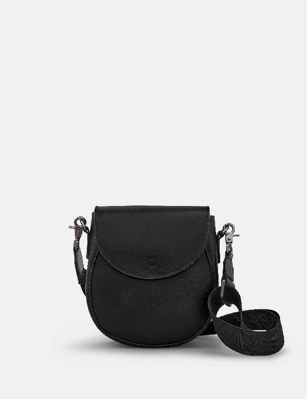Chawton Black Leather Cross Body Satchel Bag Stylish Handbags At Unbeatable Discounts Chawton Black Leather Cross Body Satchel Bag Stylish Handbags At Unbeatable Discounts
