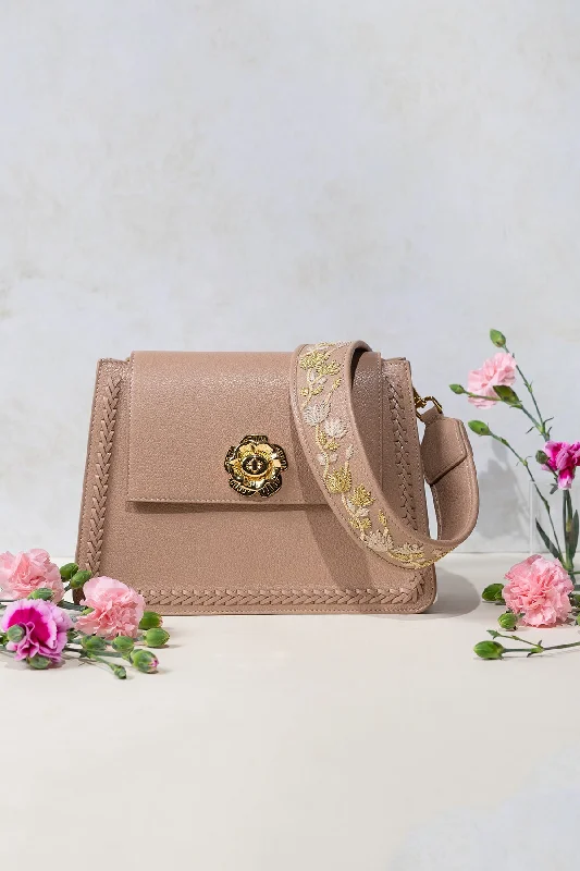 Geranium-Nude Leather Shoulder Bag Stylish Handbags With Exclusive Online Discounts Geranium-Nude Leather Shoulder Bag Stylish Handbags With Exclusive Online Discounts