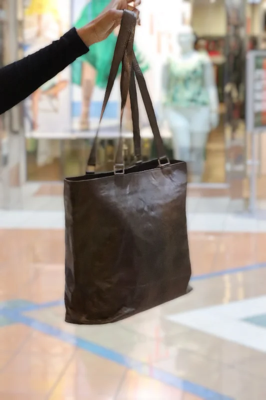 Journey to Mali: Exquisite Real Leather Bag Crafted by Skilled Hands Iconic Handbags At Unbeatable Prices Journey to Mali: Exquisite Real Leather Bag Crafted by Skilled Hands Iconic Handbags At Unbeatable Prices