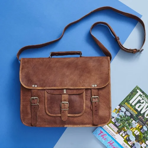 Medium Men's Classic Leather Satchel Trendy Purses At Exclusive Promotional Rates