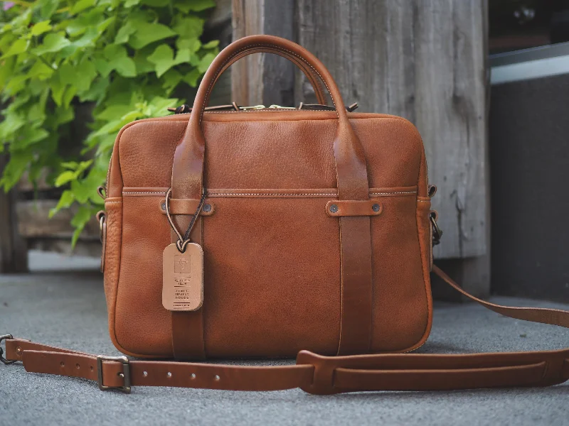 Milled Bourbon/Harness Leather Briefcase Stylish And Durable Handbags At Great Value Milled Bourbon/Harness Leather Briefcase Stylish And Durable Handbags At Great Value