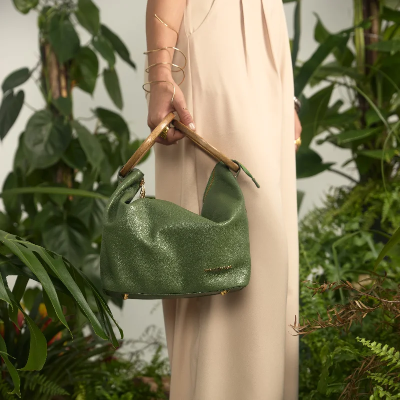 NEW COLLECTION - Zanir Furtado Cambará Bag Green Trendy And Timeless Handbags Now On Sale NEW COLLECTION - Zanir Furtado Cambará Bag Green Trendy And Timeless Handbags Now On Sale